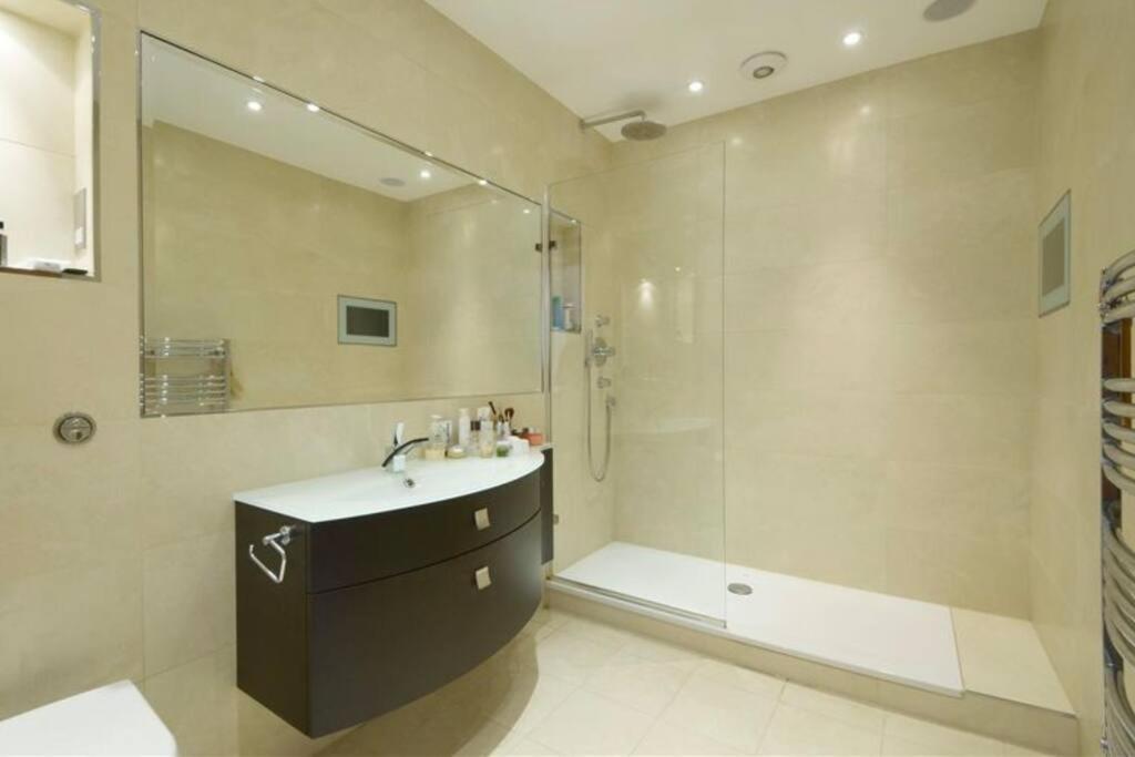 Designer 2 Bedroom Pimlico London Ngoại thất bức ảnh